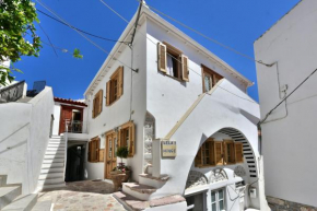 Lela's House